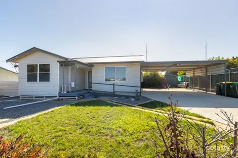 Property photo of 105 Cornish Terrace Wallaroo SA 5556