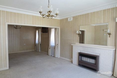 Property photo of 61 Mountain View Parade Rosanna VIC 3084