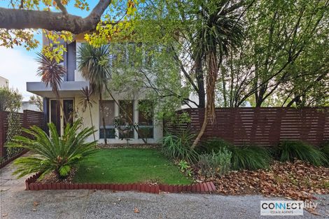 9/2 The Entrance, Pakenham, VIC 3810