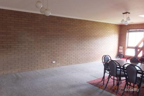 Property photo of 14 Poplar Avenue Shepparton VIC 3630