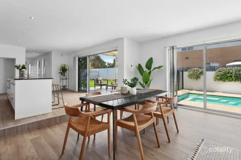 Property photo of 25 Eric Wright Street Forde ACT 2914