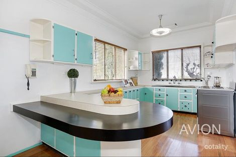 Property photo of 10 Josephine Street Oak Park VIC 3046