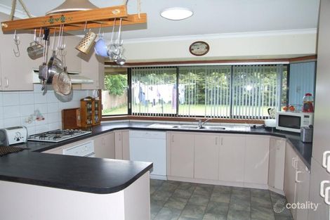 Property photo of 40 Underbank Boulevard Bacchus Marsh VIC 3340