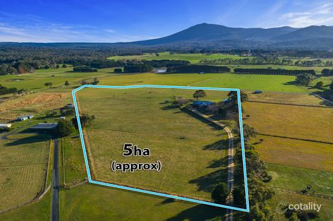 Property photo of 32 Peck Court New Gisborne VIC 3438