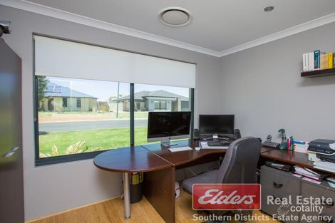 Property photo of 17 Abercrombie Way Millbridge WA 6232