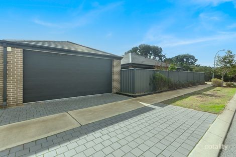 Property photo of 75 Fairweather Drive Piara Waters WA 6112