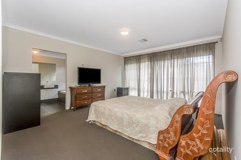Property photo of 75 Fairweather Drive Piara Waters WA 6112