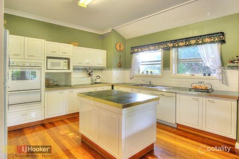 Property photo of 8 Vidler Close Runcorn QLD 4113