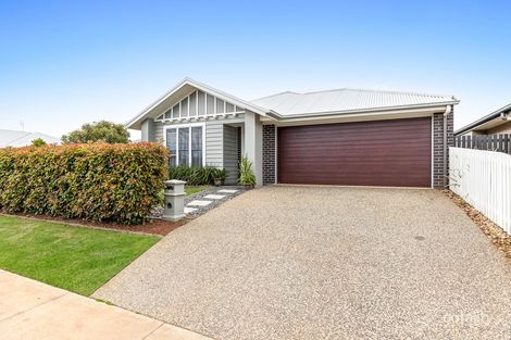 8 Crooke St, Highfields, QLD 4352