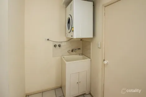 Property photo of 2/364 McCoombe Street Mooroobool QLD 4870