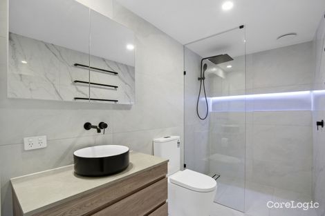 Property photo of 1A/11 Eady Avenue Broadbeach Waters QLD 4218