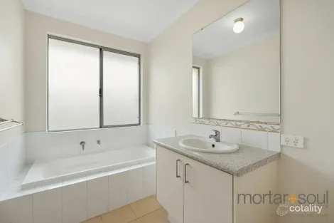 Property photo of 10 Vermilion Street Eglinton WA 6034