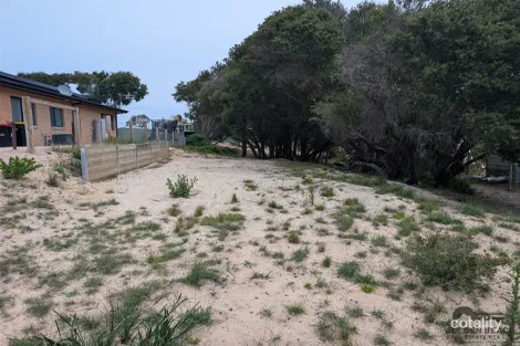 23 Spindrift Ave, Golden Beach, VIC 3851