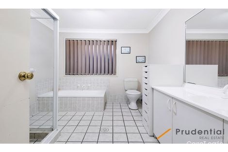 Property photo of 15 Tabletop Circuit Horningsea Park NSW 2171