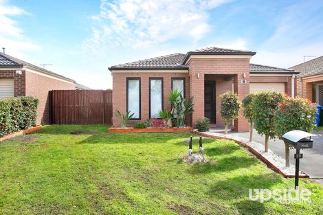 Property photo of 15 Maddock Drive Cranbourne East VIC 3977