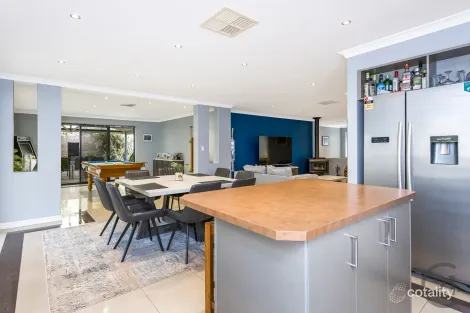 Property photo of 31 Malata Ridge Lakelands WA 6180