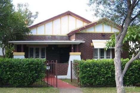 10 Howard St, Canterbury, NSW 2193