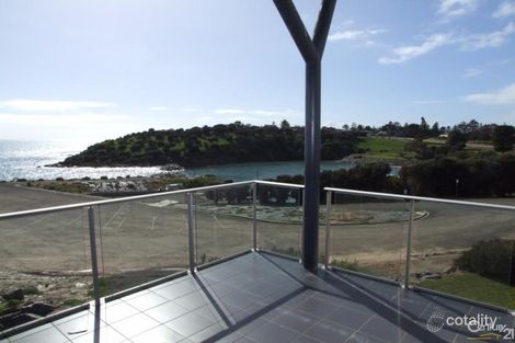 1 Howard Dr, Penneshaw, SA 5222