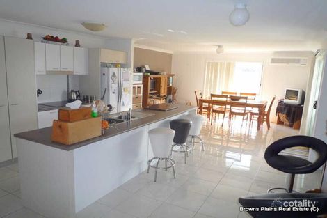 Property photo of 11 Coolum Court Regents Park QLD 4118