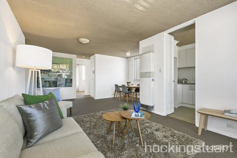 Property photo of 21/3 Alfred Square St Kilda VIC 3182