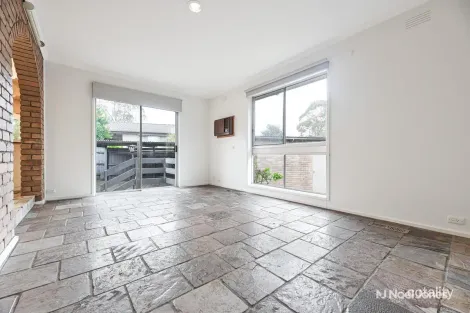 Property photo of 4 Avis Court Ringwood VIC 3134