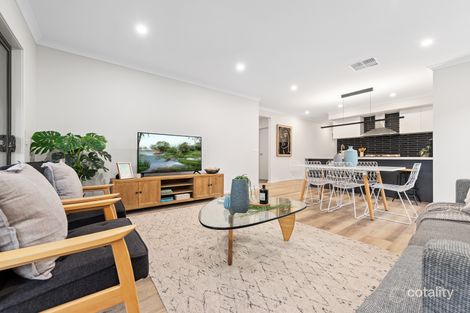 Property photo of 11 Opportunity Circuit Clyde North VIC 3978