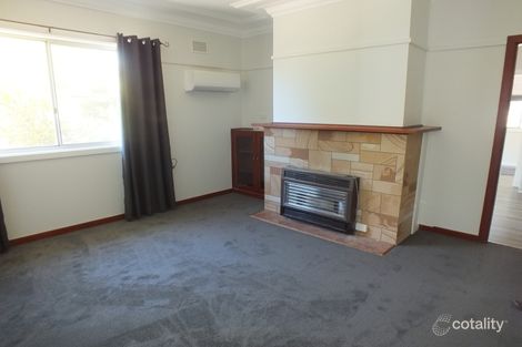 Property photo of 18 Miro Street Young NSW 2594