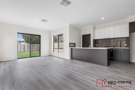 Property photo of 2/10 Marlo Drive Harkness VIC 3337
