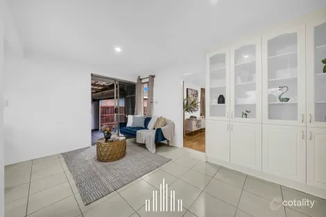 Property photo of 34 Elmbank Drive Keysborough VIC 3173