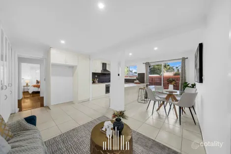 Property photo of 34 Elmbank Drive Keysborough VIC 3173