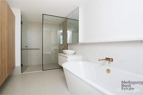 Property photo of 1706/23 Mackenzie Street Melbourne VIC 3000