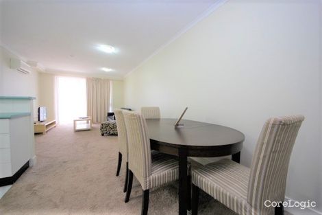 Property photo of 106/32 Surf Parade Broadbeach QLD 4218