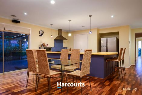 Property photo of 19 Pevensey Drive Narre Warren South VIC 3805