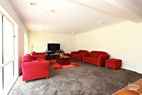 Property photo of 5 Meduno Drive Hampton Park VIC 3976