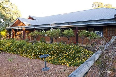 4 Grono Rd, Bedfordale, WA 6112