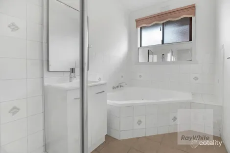 Property photo of 48 Taunton Drive Bundoora VIC 3083