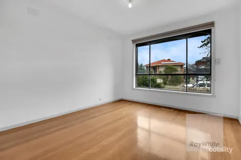 Property photo of 48 Taunton Drive Bundoora VIC 3083