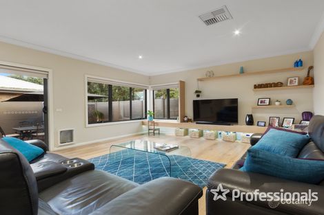 Property photo of 5 Palm Grove Kilsyth VIC 3137