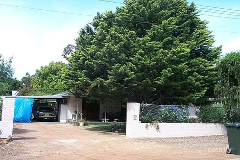 25 Crayden Rd, Kalamunda, WA 6076
