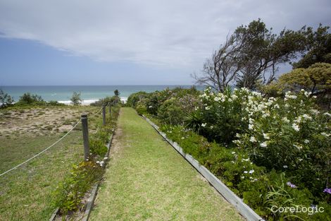 Property photo of 18 Lewis Street Old Bar NSW 2430