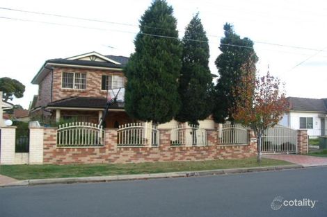 40 Arbutus St, Canley Heights, NSW 2166