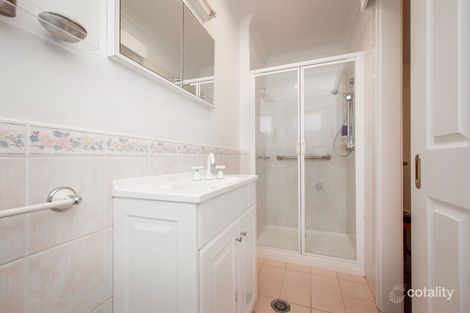 Property photo of 34 Western View Drive West Albury NSW 2640