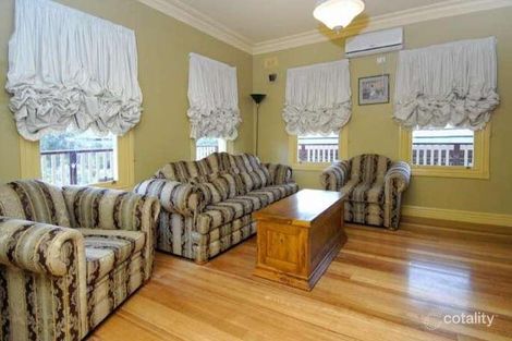 Property photo of 61 Stonebridge Way Attwood VIC 3049