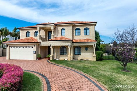 18 Promontory Pde, Ballajura, WA 6066