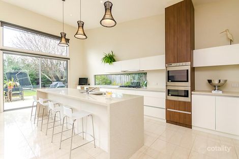 Property photo of 17 Johnstone Street Point Lonsdale VIC 3225