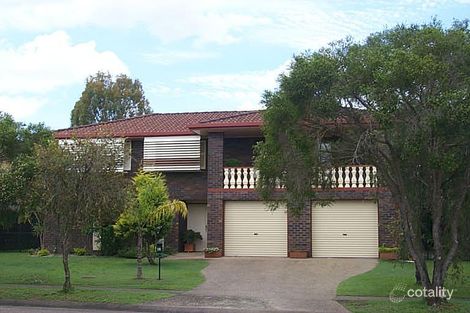 26 Bedivere St, Carindale, QLD 4152