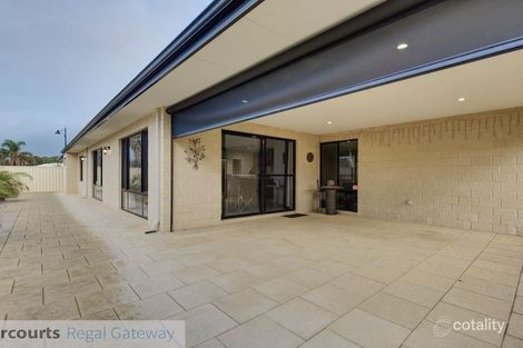 Property photo of 27 Figtree Avenue Lake Coogee WA 6166