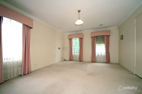 Property photo of 28 Huntingfield Drive Doncaster East VIC 3109