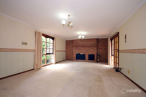 Property photo of 28 Huntingfield Drive Doncaster East VIC 3109