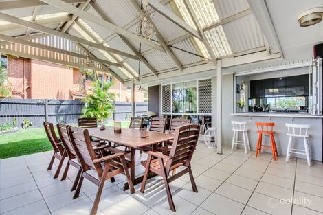 Property photo of 18 Glenquarie Place Ashgrove QLD 4060